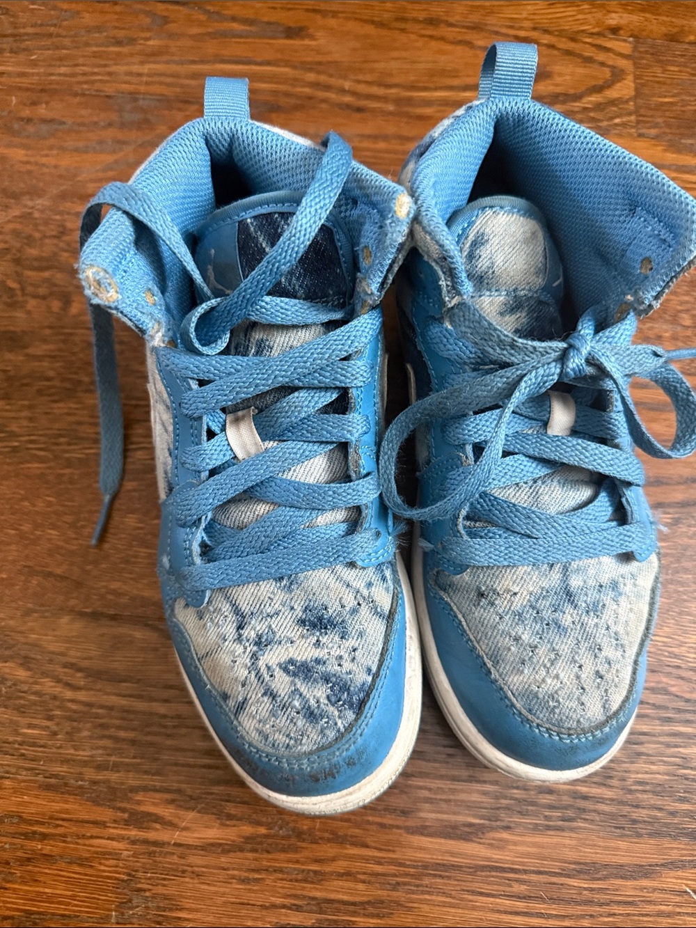 Nike Kids Blue High-Top Sneakers with Lace-Up